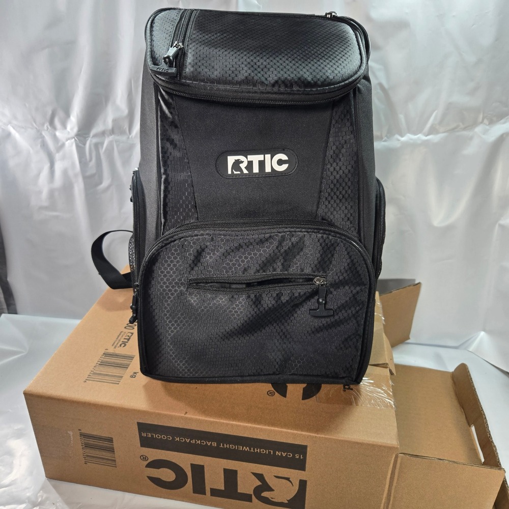 RTIC Day Cooler Backpack Black 15 Can Lightweight Insulated Leak-Proof Soft Side